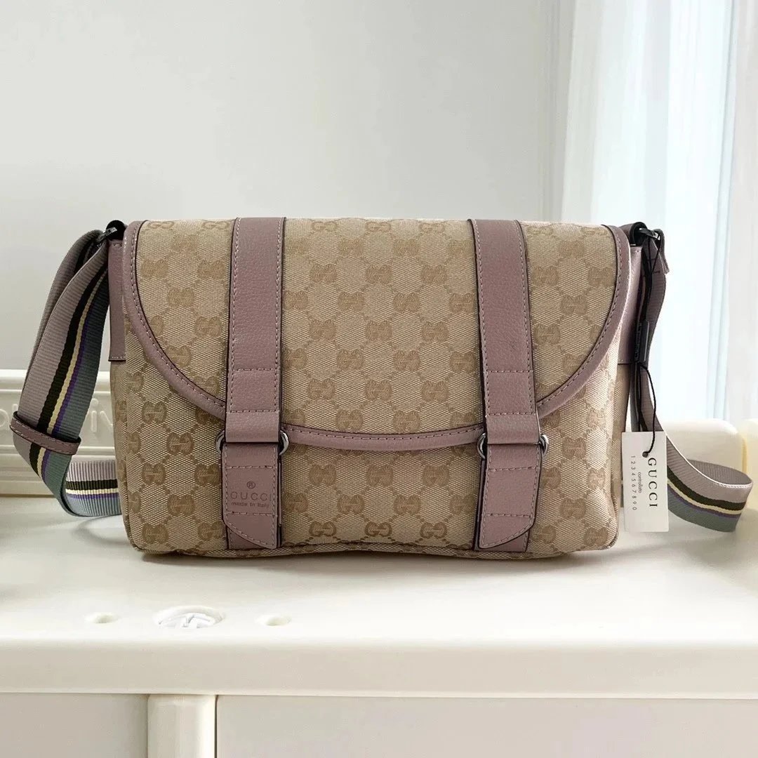 Gucci Crossbody Bags GG monogram flap messenger bag — Pink