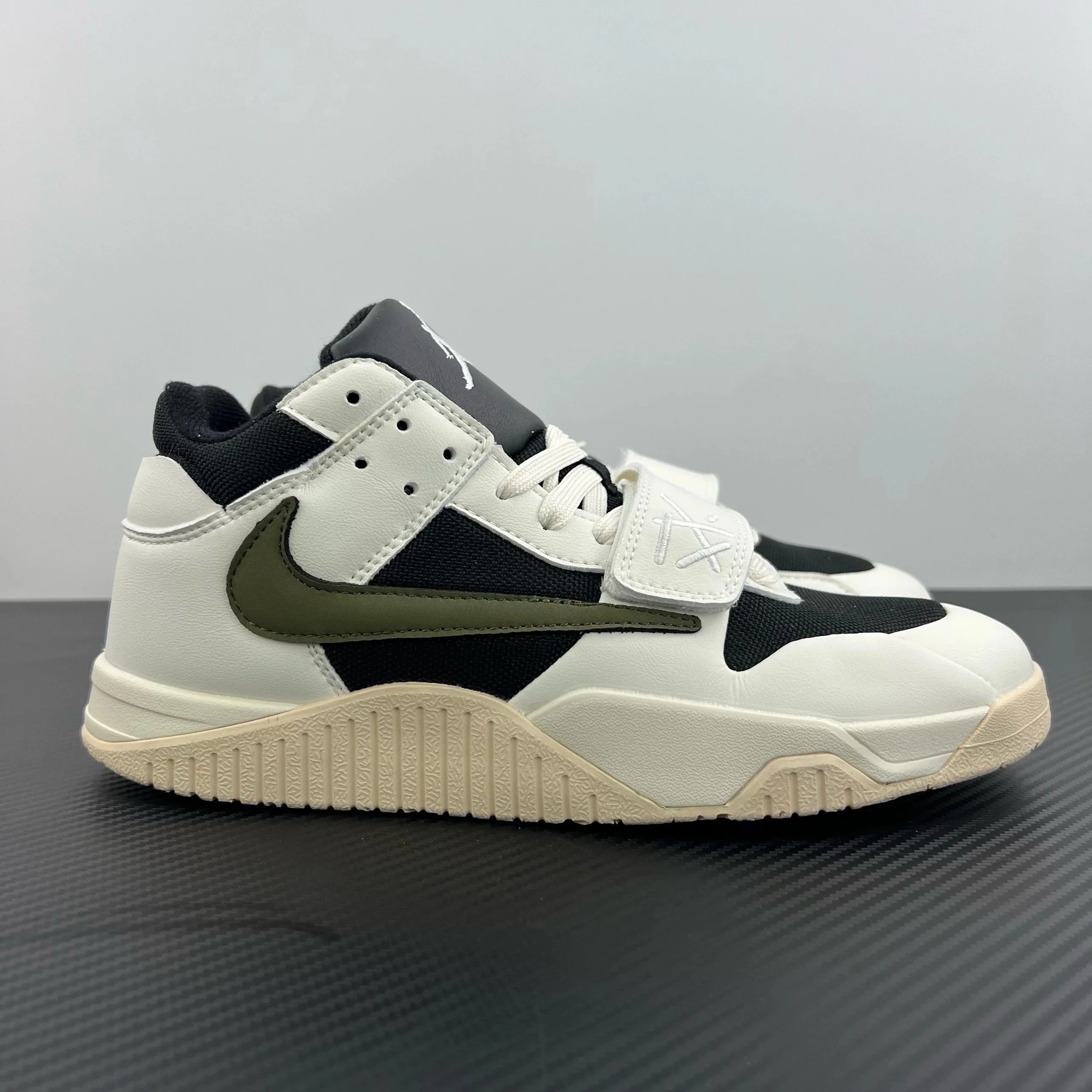 olive-green (color)