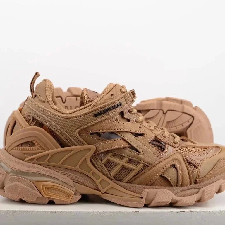 Track2 4th Generation Brown