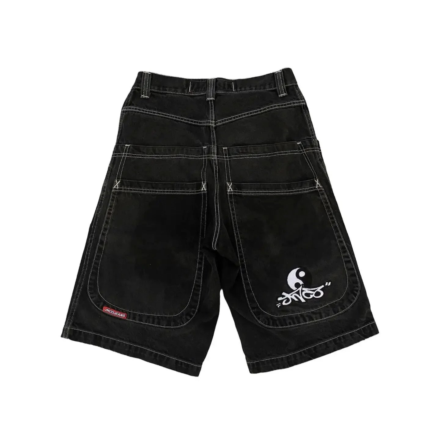 D18 Black
