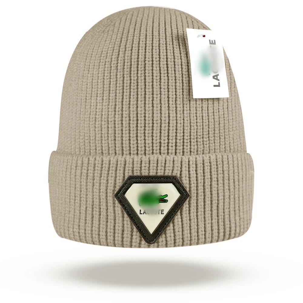 Casual Knit Beanie Hat Winter Warm Headwear Scarlet - Gallery Image 3 - Detailed View