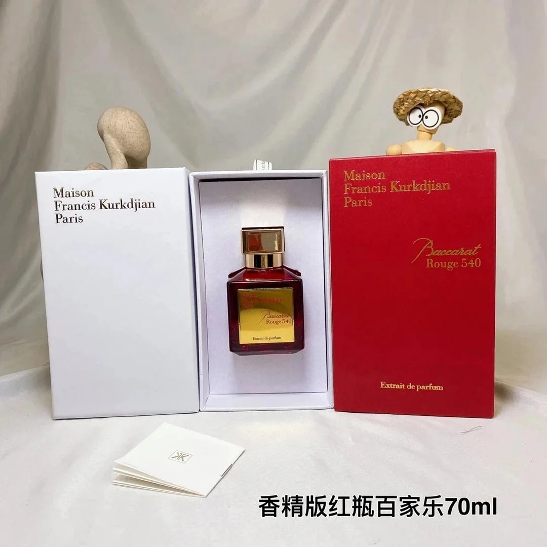 07 Baccarat essence Red Bottle 70ml