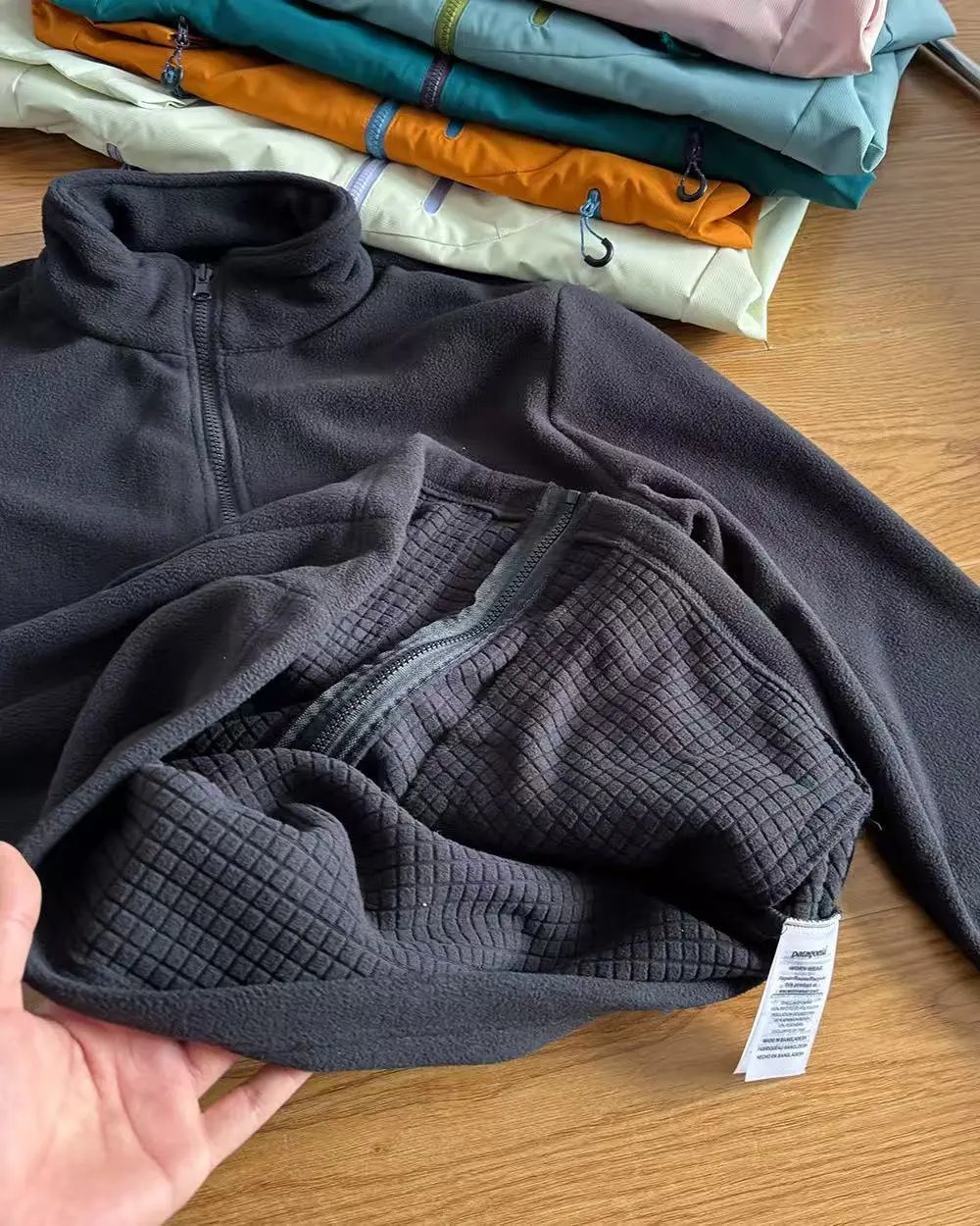 Patagonia Trespasser Jacket Black Outerwear - 14