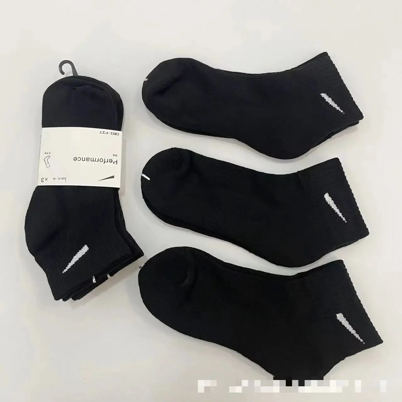 Nike Socks — Medium thick socks colorway — USFans Spreadsheet photo