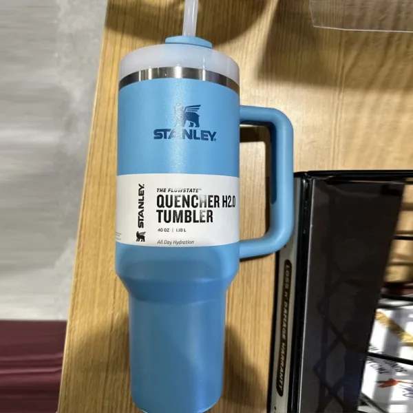 Stanley Quencher H2.0 Tumbler Light Blue Insulated Travel Mug Accessories - 1