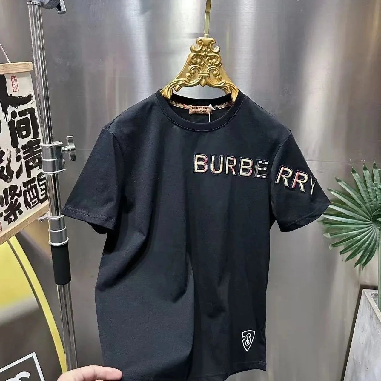 Short sleeved 1 black