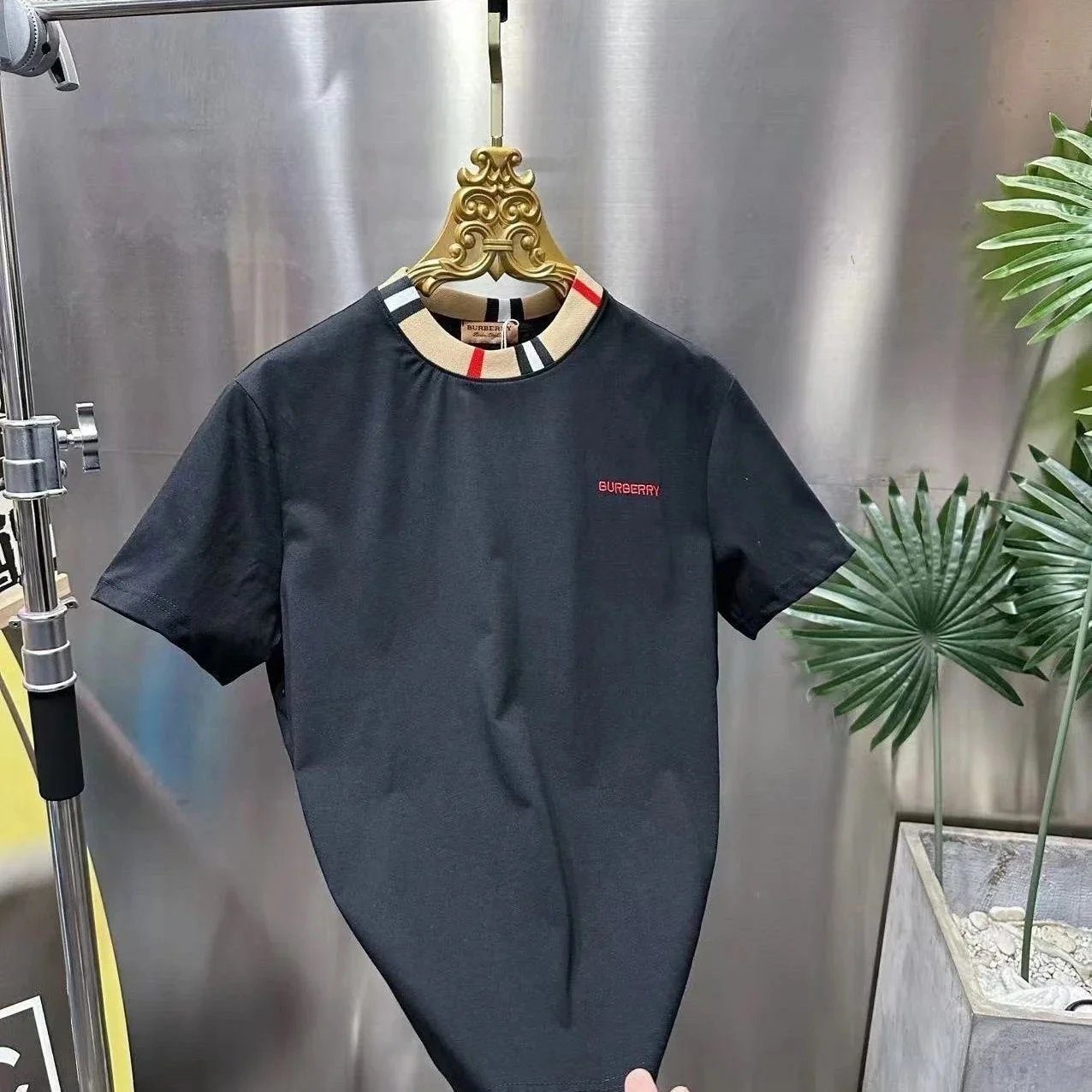 Short sleeved 5 black
