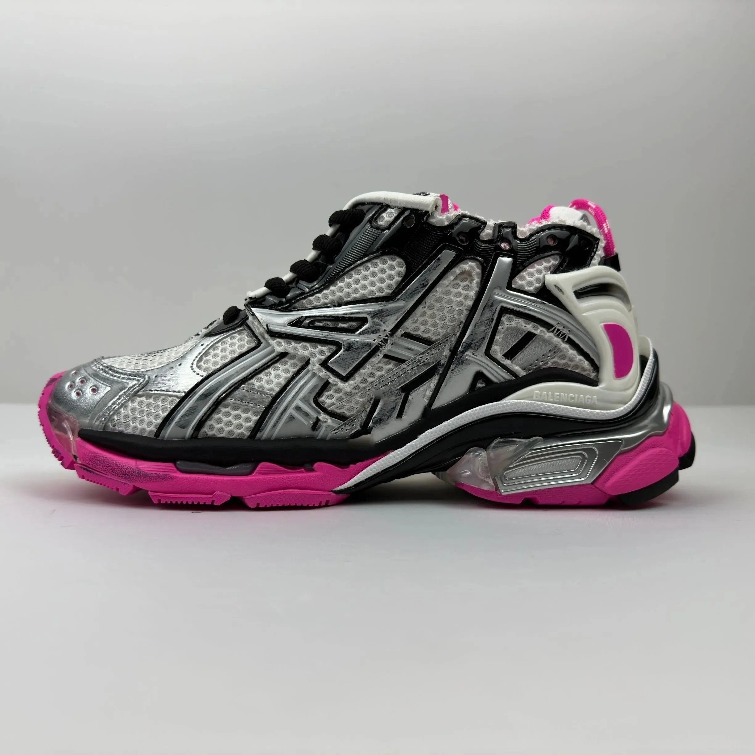 Sport Shoe photo 2