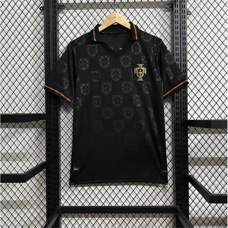 Fans 26-27 Portuguese Panthers Special Edition