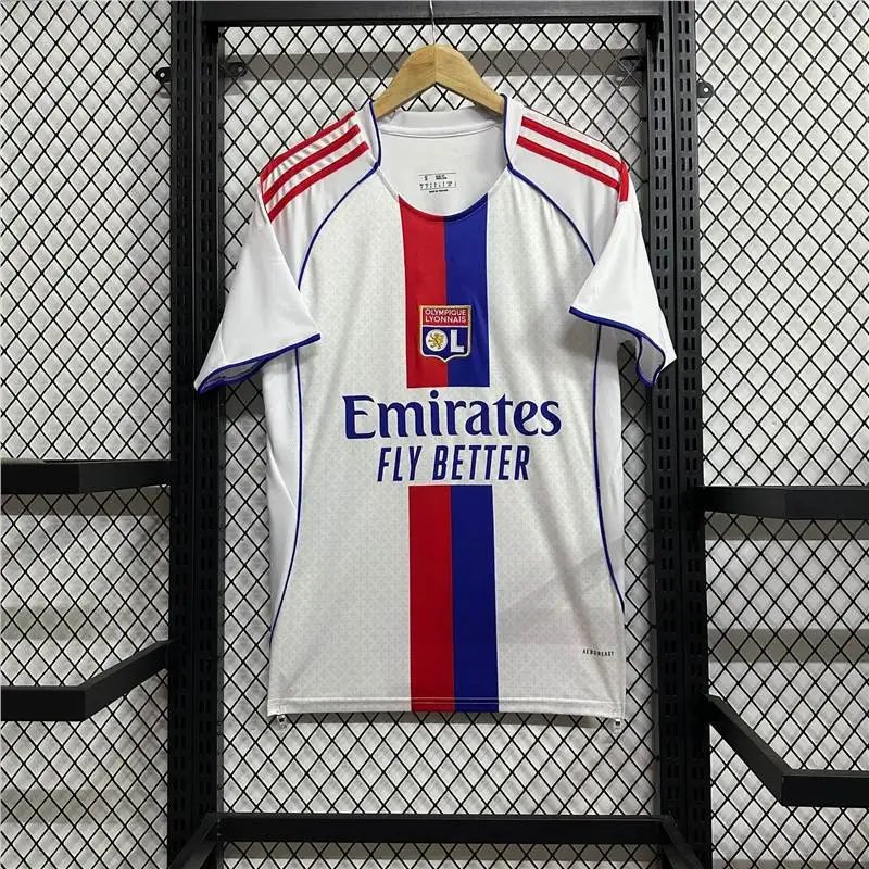 Fans 25-26 Lyon home