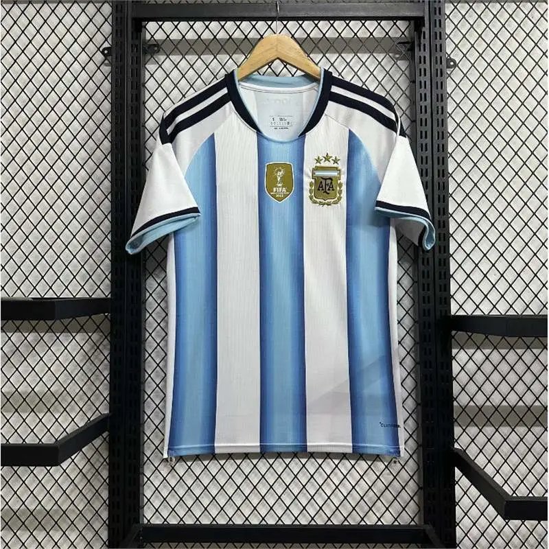 2627 Argentine fans at home