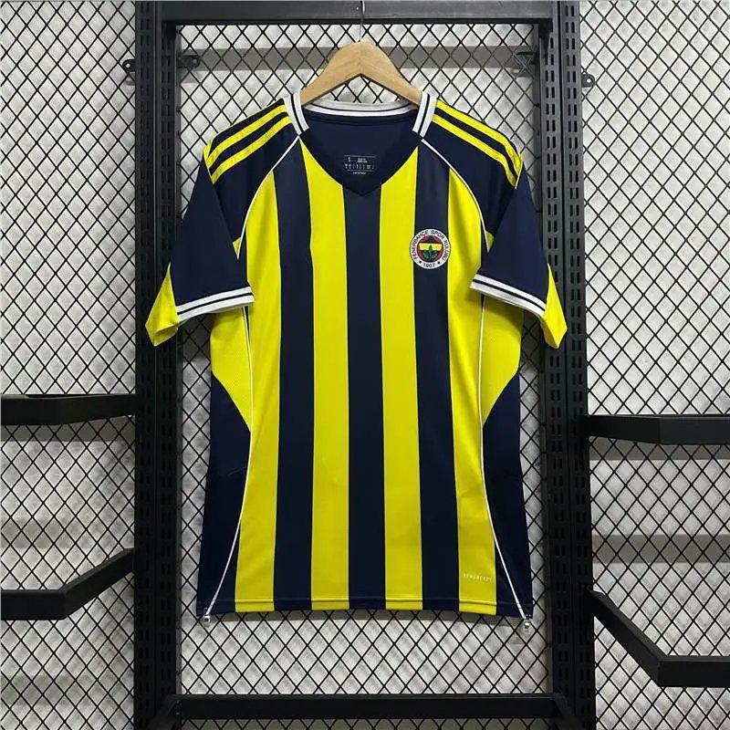 Fans 25-26 at Fenerbahce's home stadium
