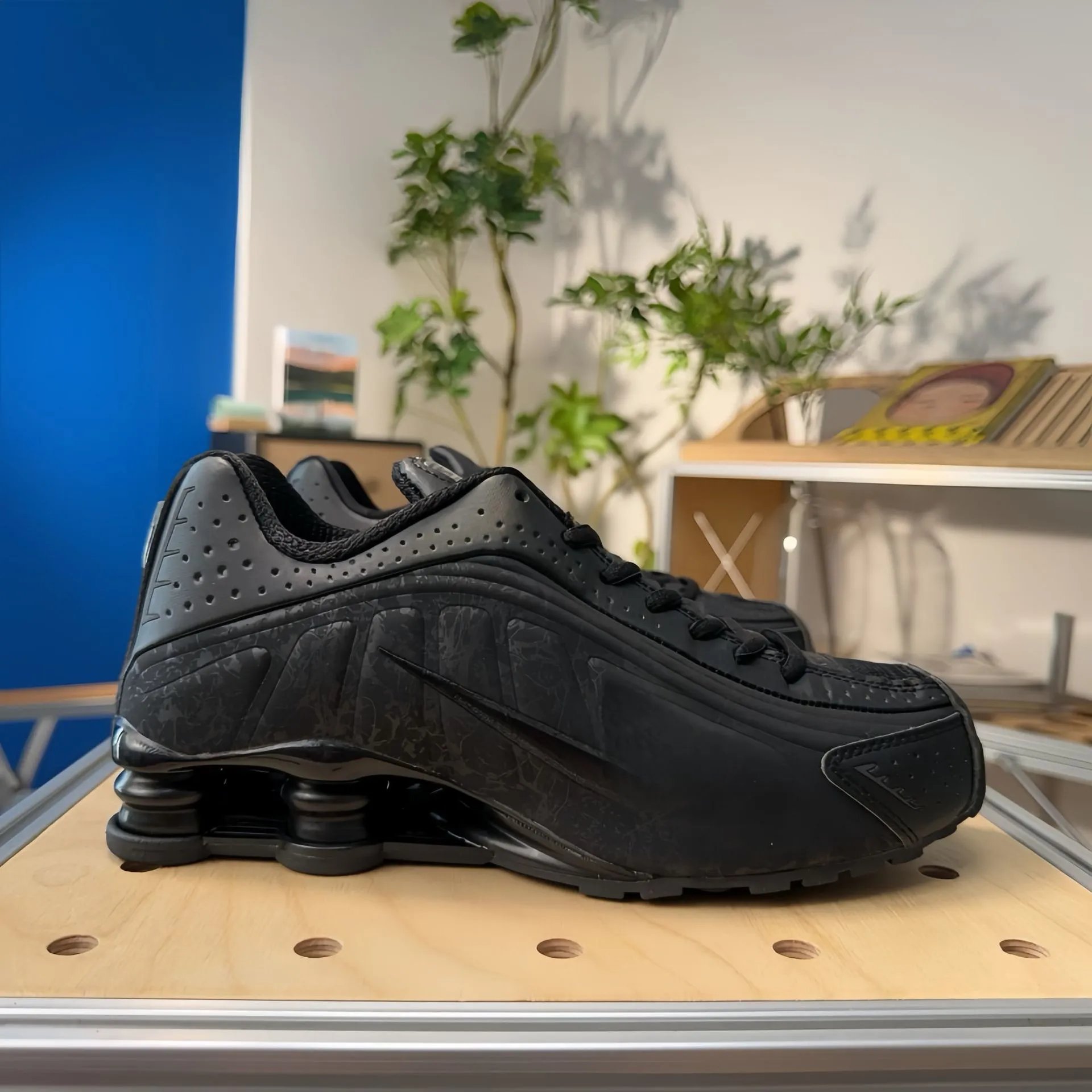 R4-3D All Black 36-45