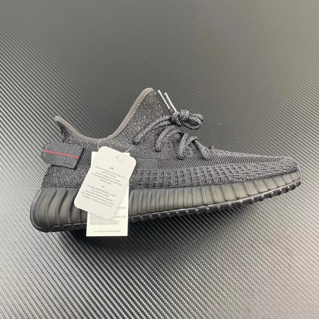 Yeezy 350 (40 colorways)