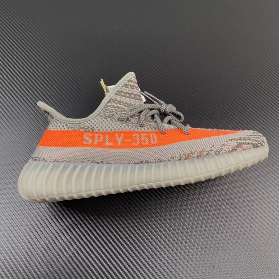 Chinese shoe box tag - 1:1 replica shoes, only the codes in the pictures are blurred out, so you can buy with confidence