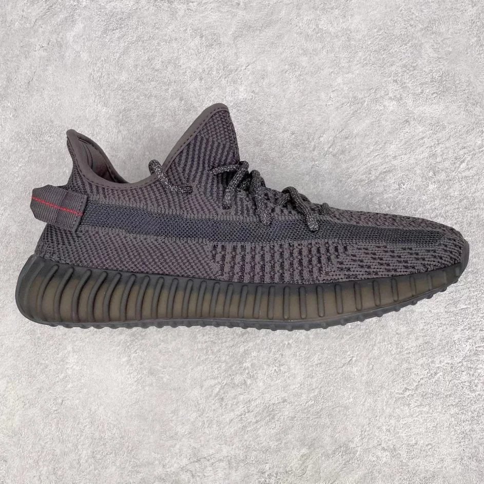 Yeezy 350 (40 colorways) foto 2
