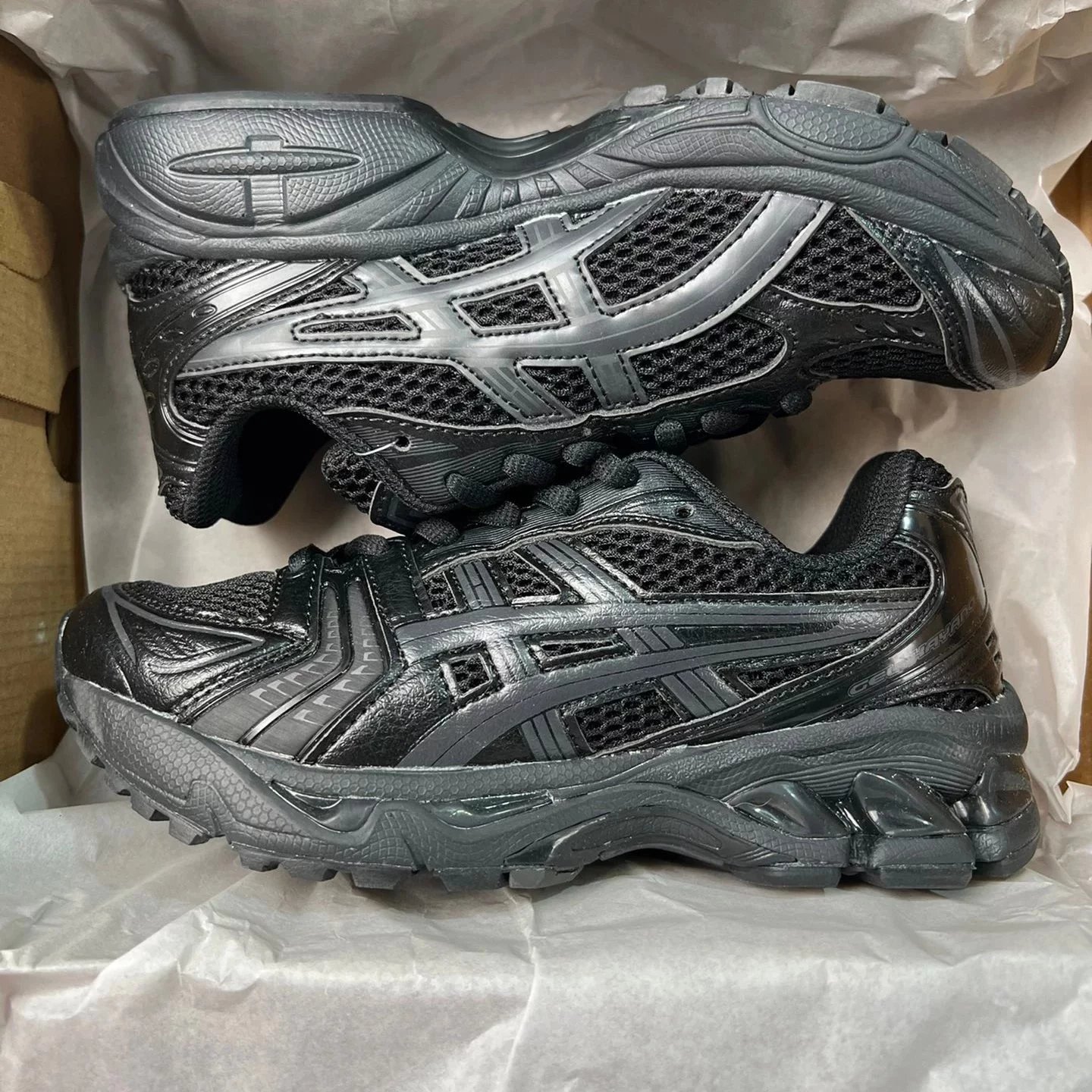 Asics Gel-Kayano 14 Monaco