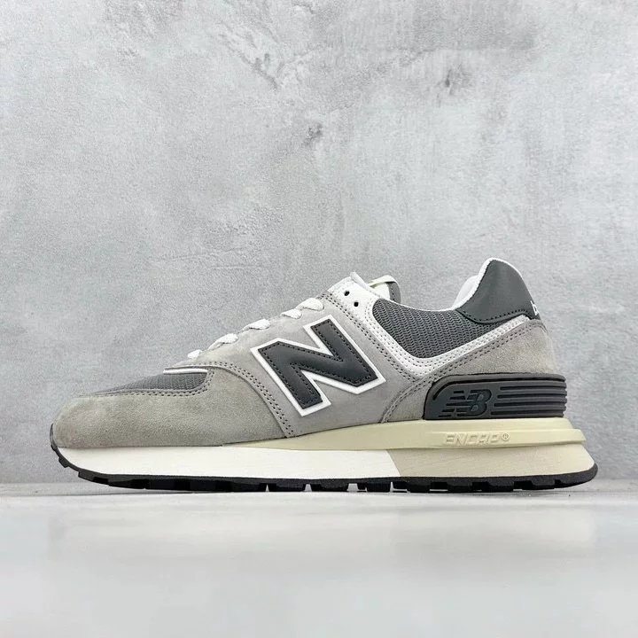 New Balance 574 · 2