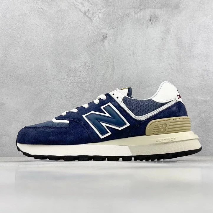 New Balance 574 · 5