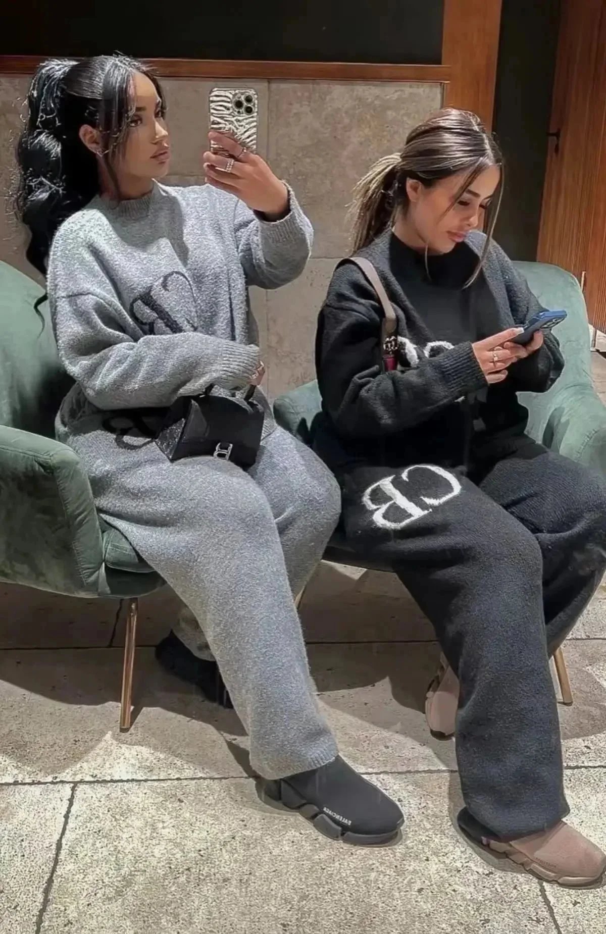 CB Logo Sweatpants Black - 11