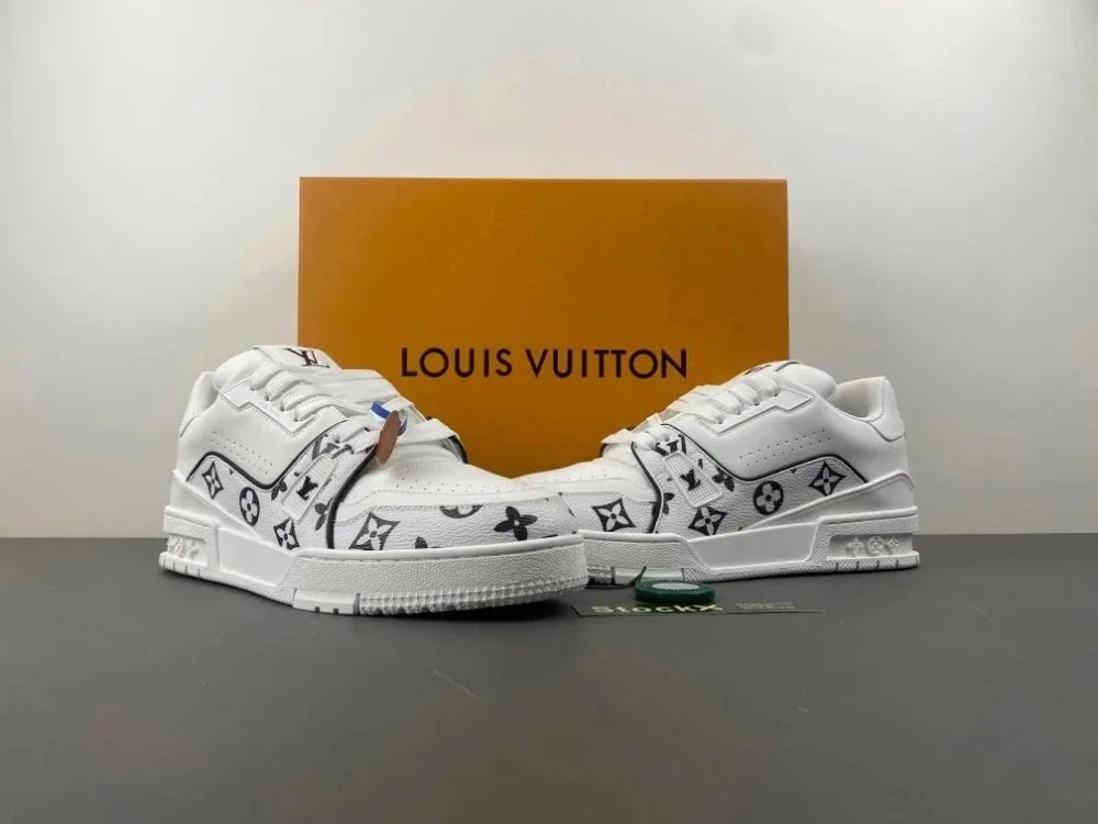 Louis Vuitton Sneakers