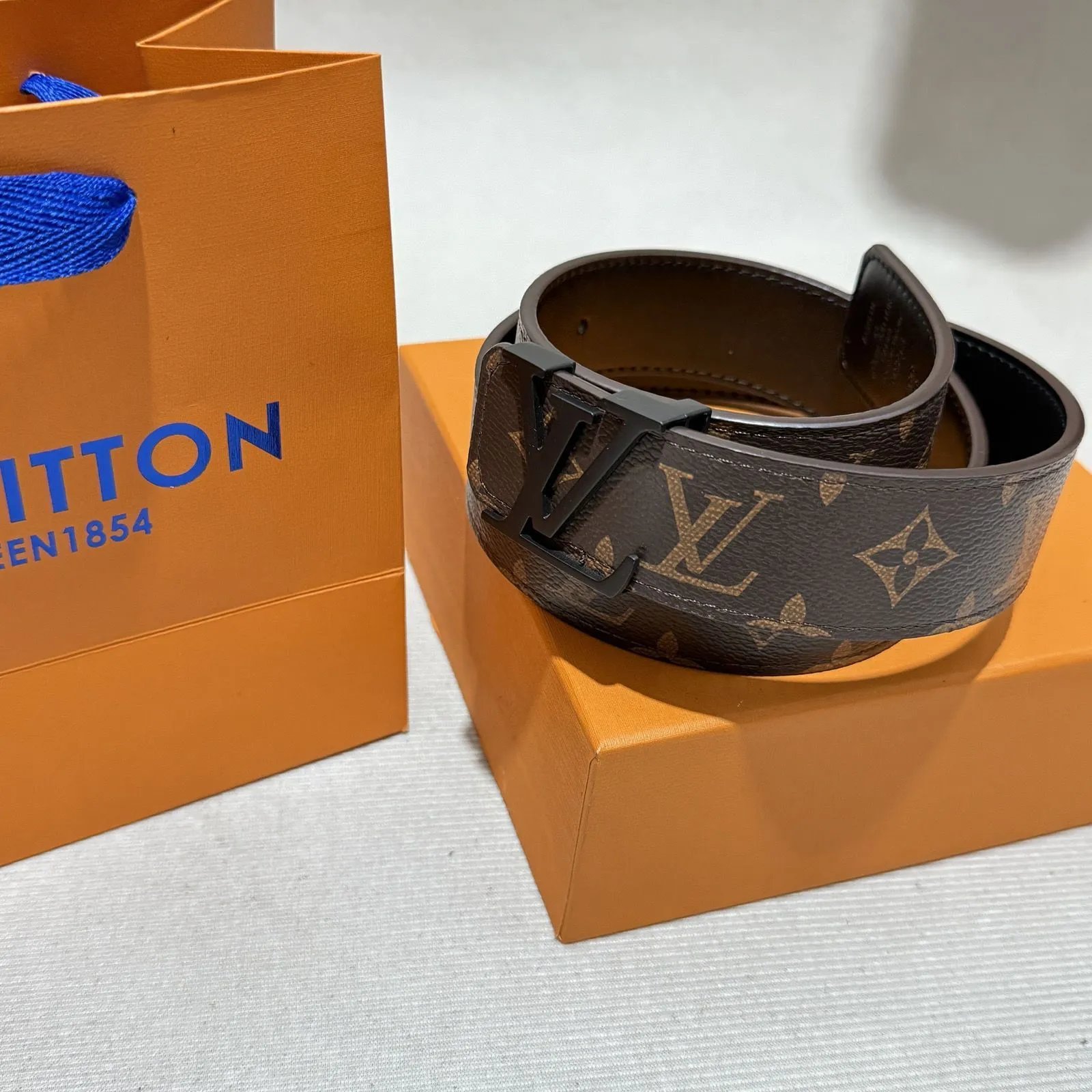 Brown Floral Black Buckle##New Year Limited Purchase