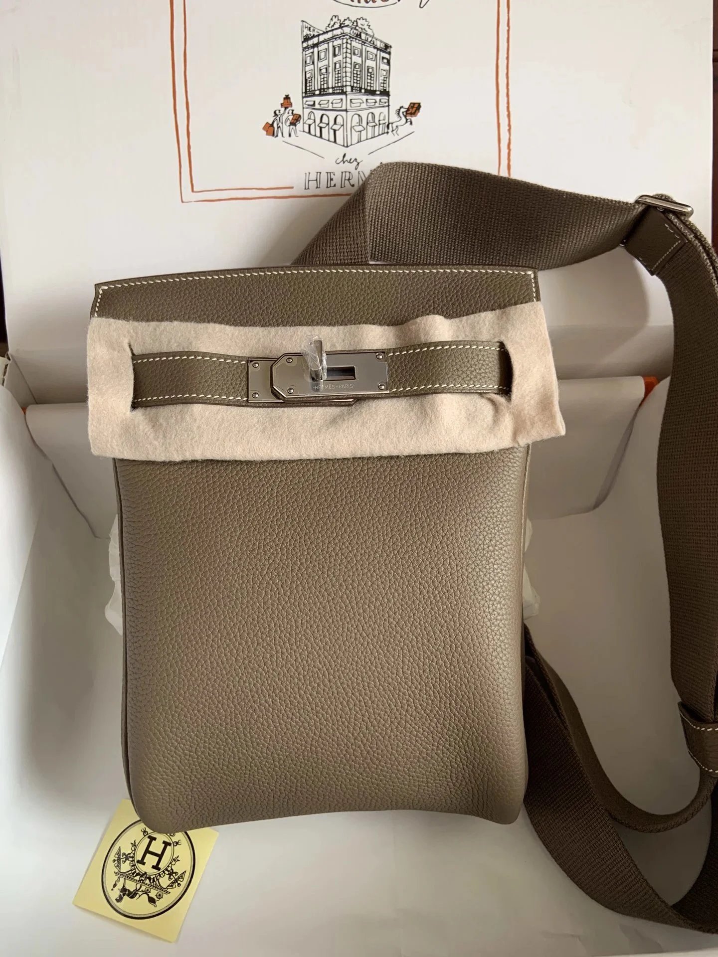 Hermes Herbag Zip Etoupe Leather
