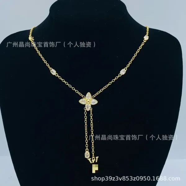 Design Floral Pendant Gold-Tone Crystal Necklace Jewelry - 1