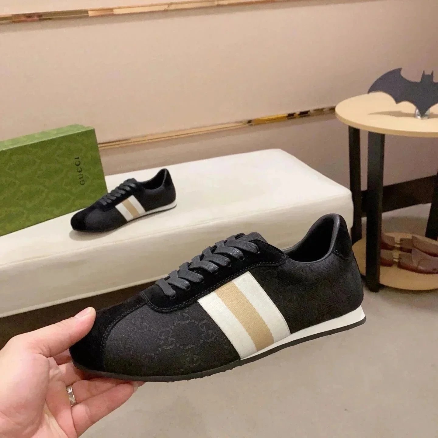 Gucci Sneakers adidas x Gazelle low-top — 22 Black Leather * High Quality