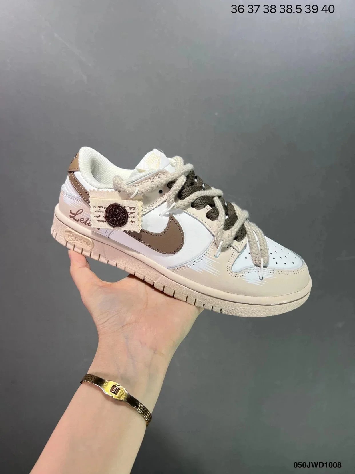 Nike Sneakers Dunk Low lace-up image 11