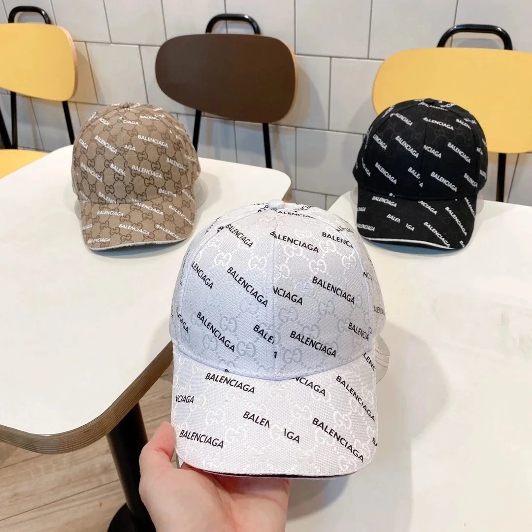 Gucci Hats Bucket Hat with Chin Strap — 19