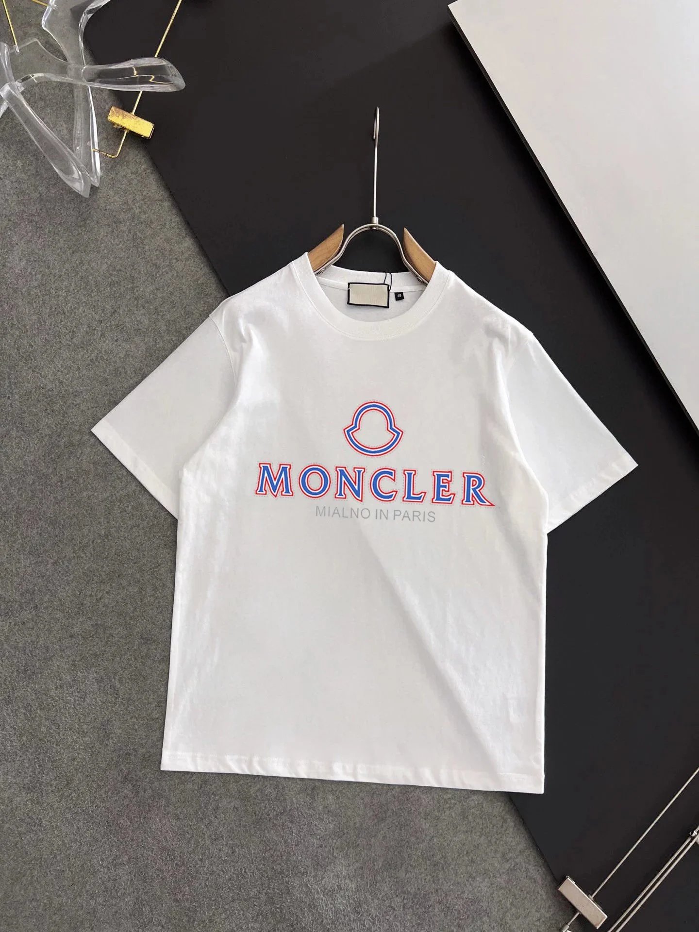 Dior Matching Sets Short-Sleeve Graphic T-Shirt and Drawstring Shorts Set — 22 white