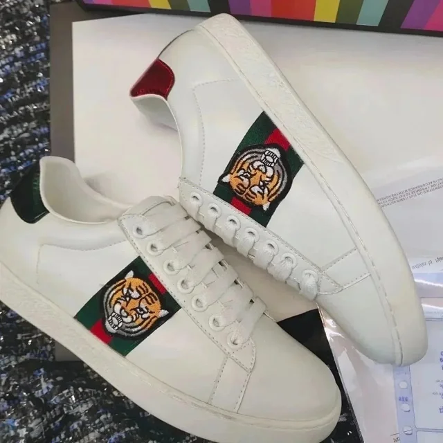 Gucci Sneakers adidas x Gazelle low-top product detail image 9