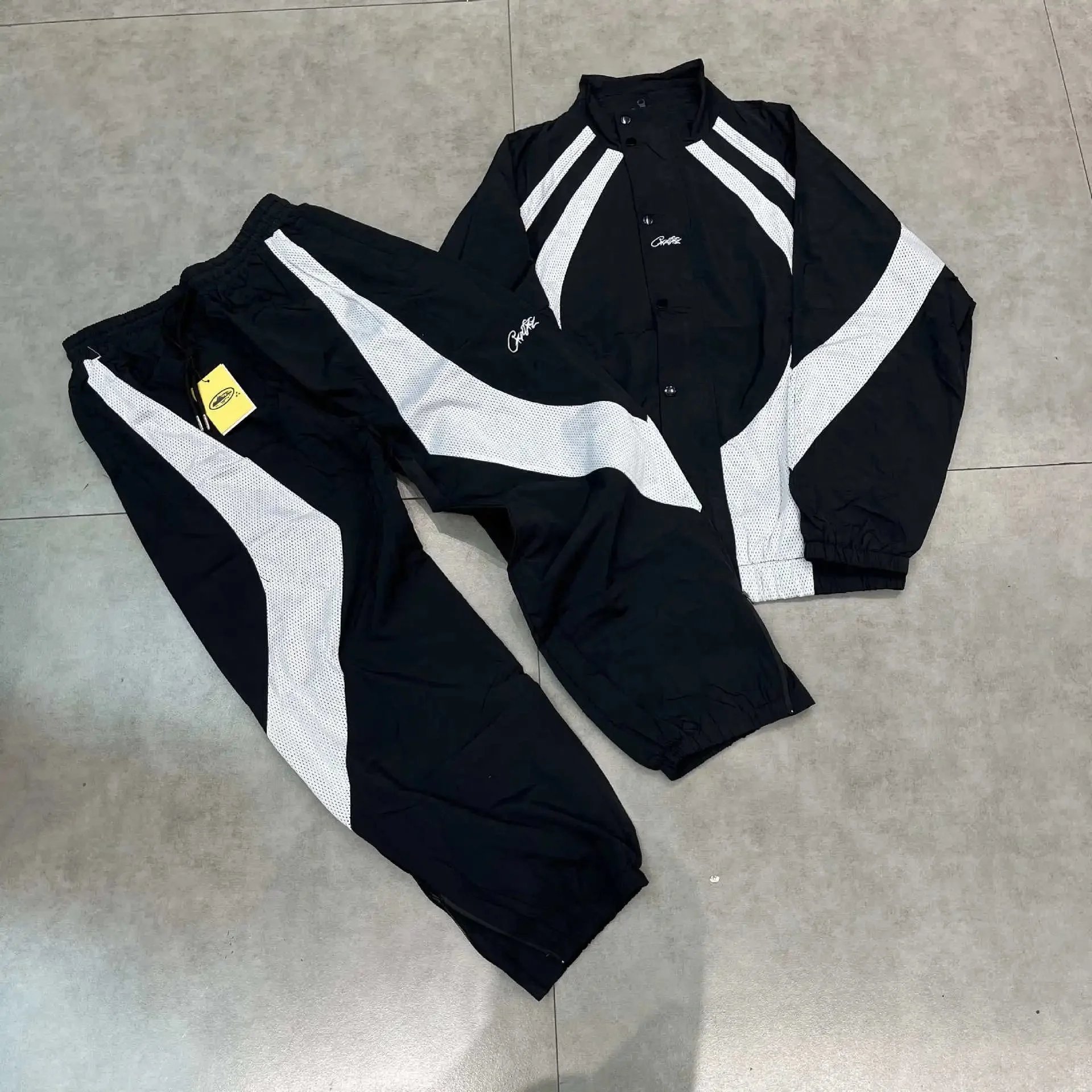 Life of Syn Jackets Hooded Zip-Front Colorblock Jacket — Black and white suit*Top quality