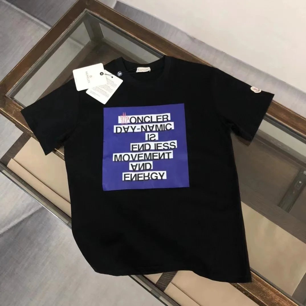 Moncler T-Shirts Short-sleeve graphic logo T-shirt — 18 black