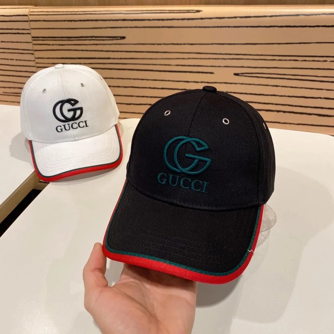 Gucci Hats Bucket Hat with Chin Strap — 27