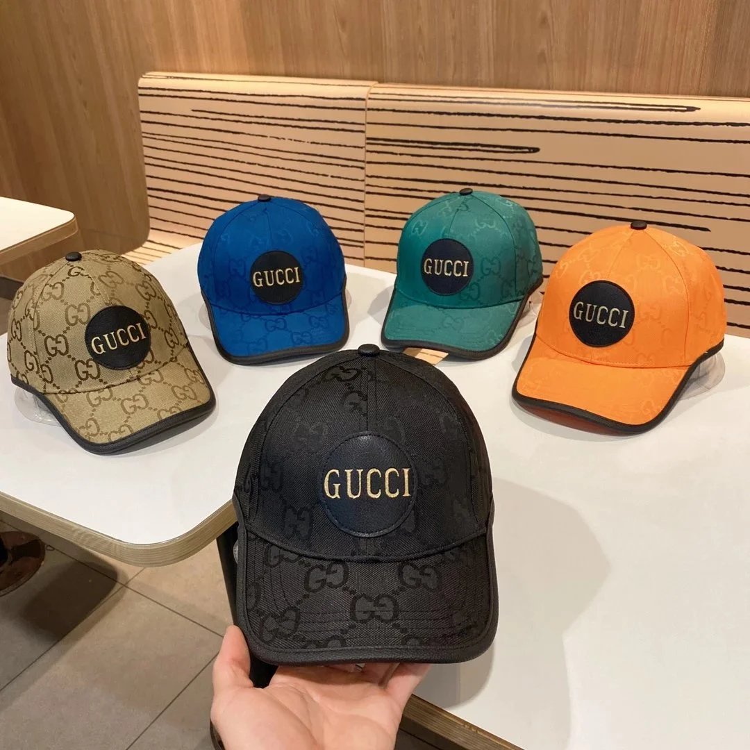 Gucci Hats Bucket Hat with Chin Strap — 32