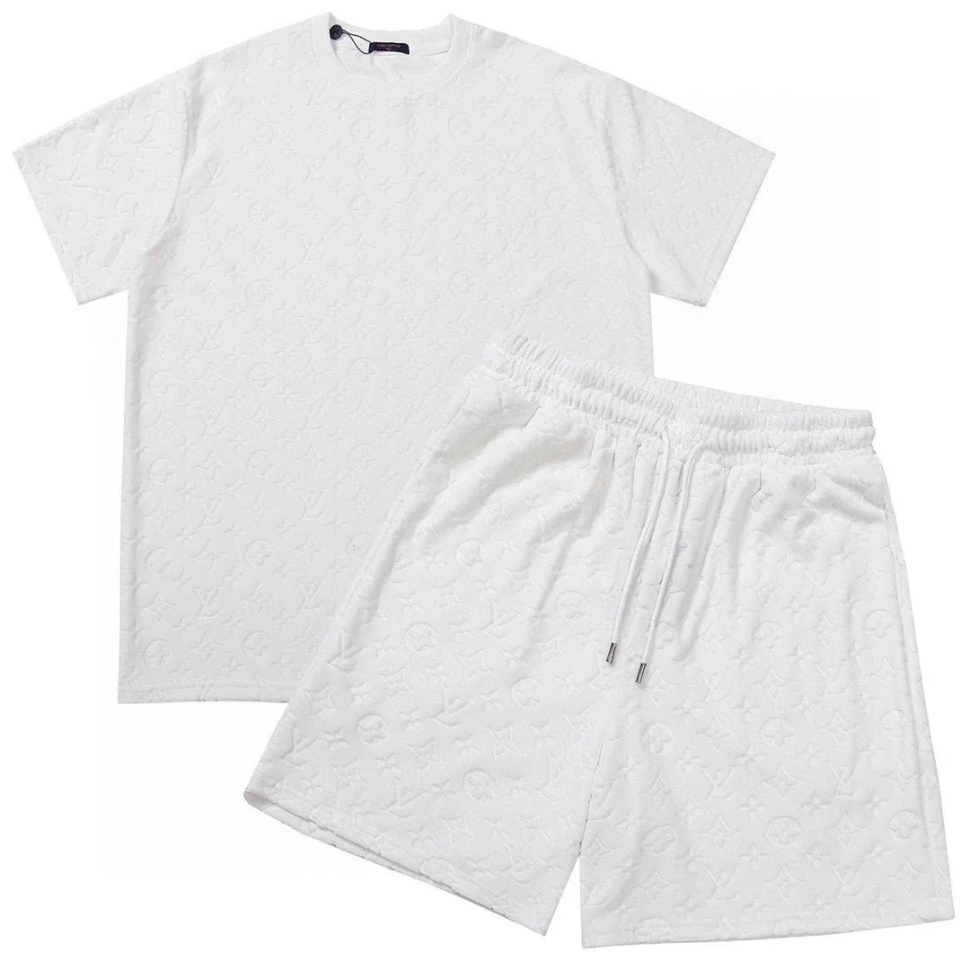 Louis Vuitton Matching Sets Monogram short-sleeve T-shirt and shorts set image 3