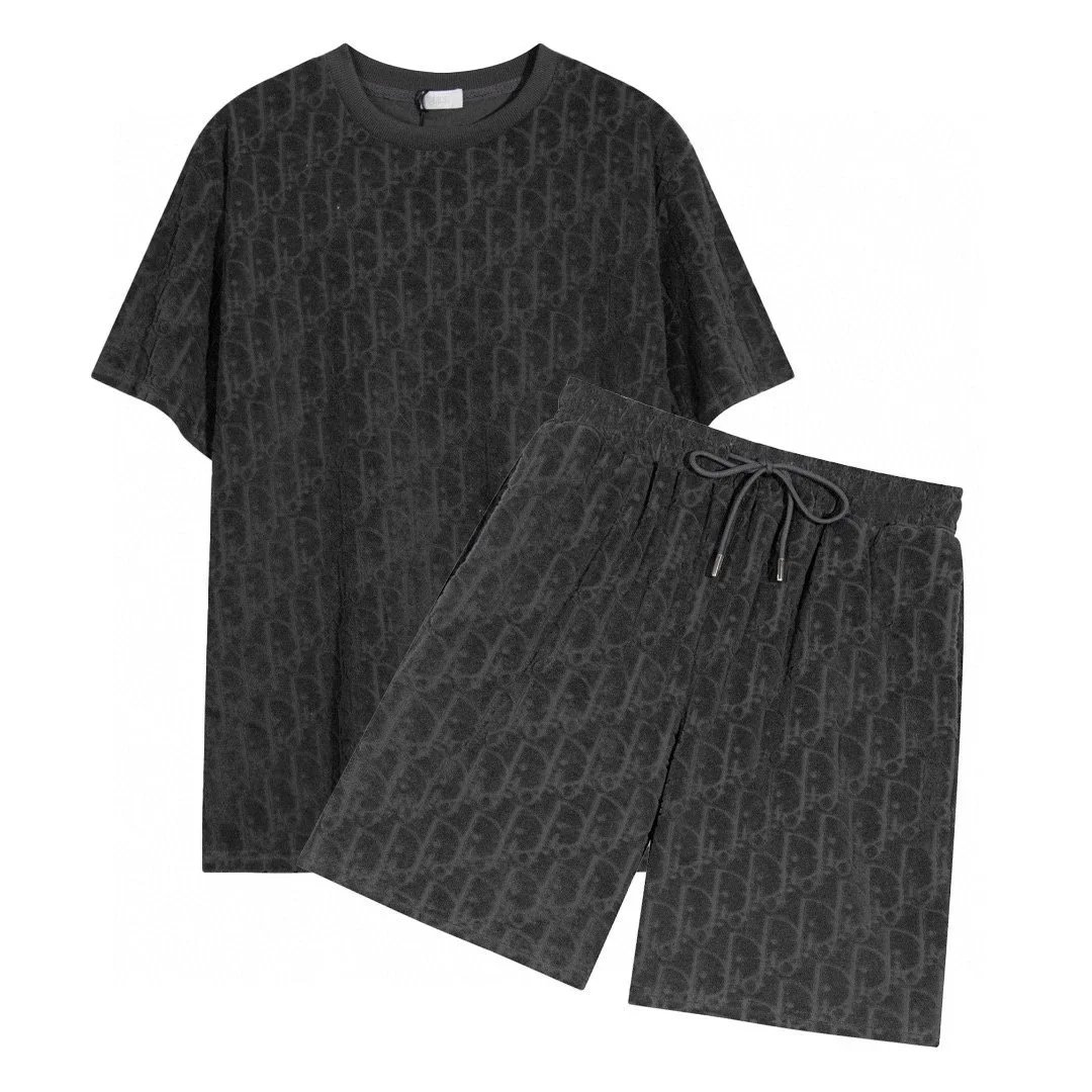 Louis Vuitton Matching Sets Monogram short-sleeve T-shirt and shorts set — 05 Gray