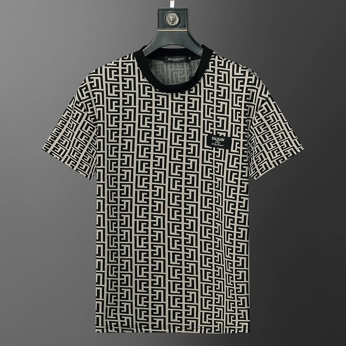 Gucci Matching Sets Short-Sleeve T-Shirt and Drawstring Shorts Set — 16 black and white