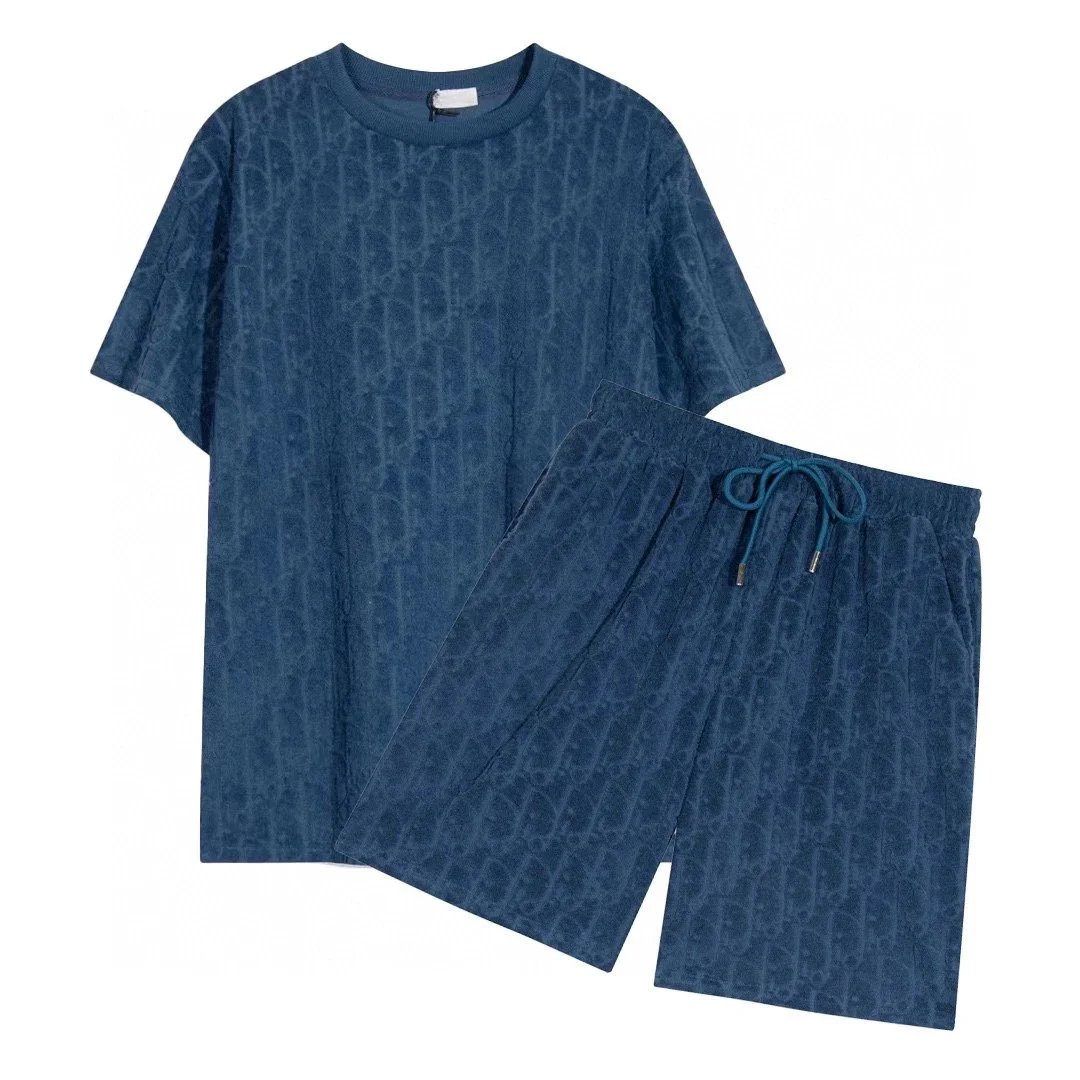 Louis Vuitton Matching Sets Monogram short-sleeve T-shirt and shorts set image 6
