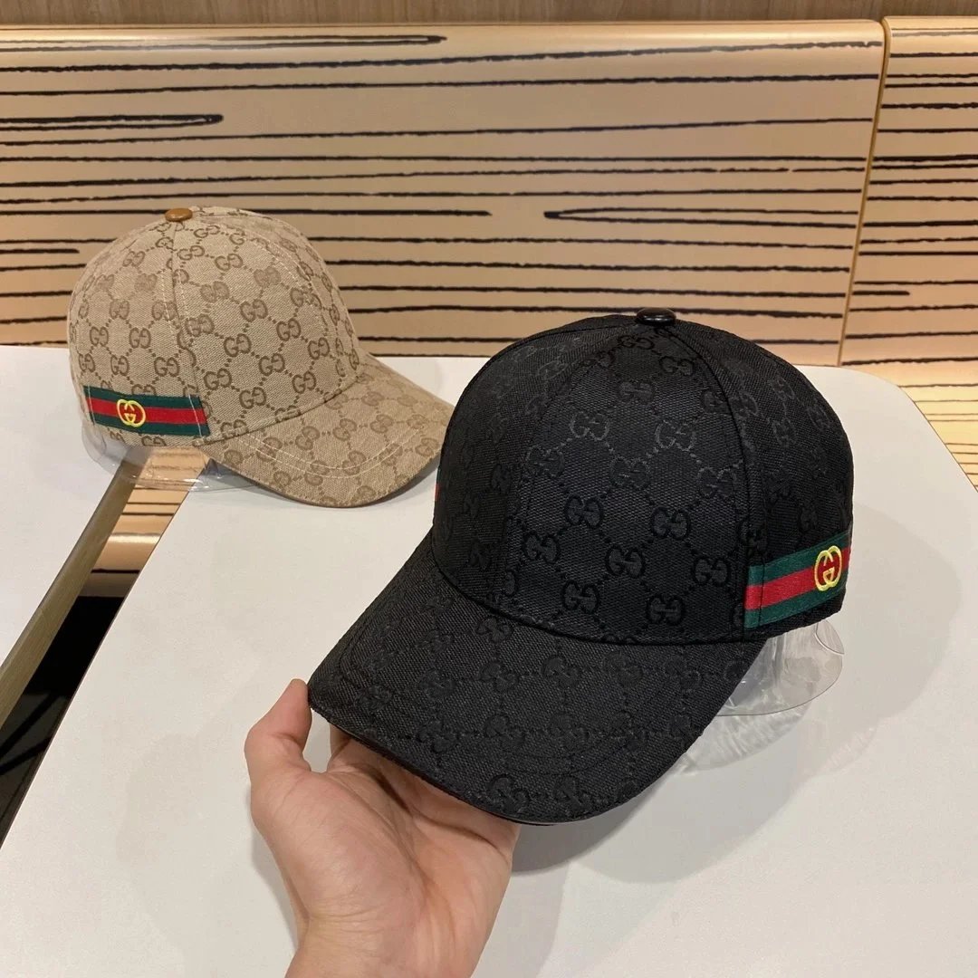 Gucci Hats Bucket Hat with Chin Strap — 34