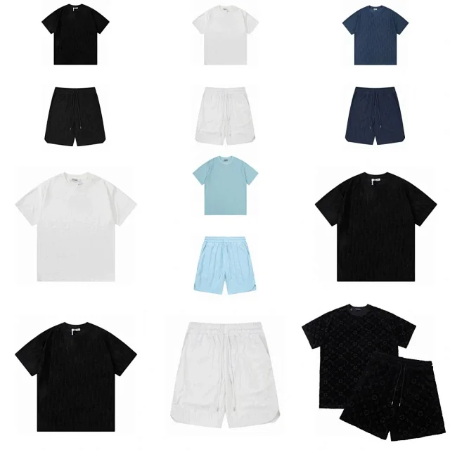Louis Vuitton Matching Sets Monogram Short-Sleeve T-Shirt and Shorts Set product detail image 1