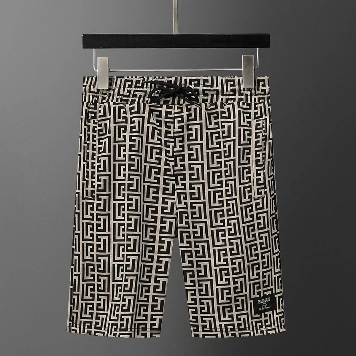 Gucci Matching Sets Short-Sleeve T-Shirt and Drawstring Shorts Set — 29 black and white