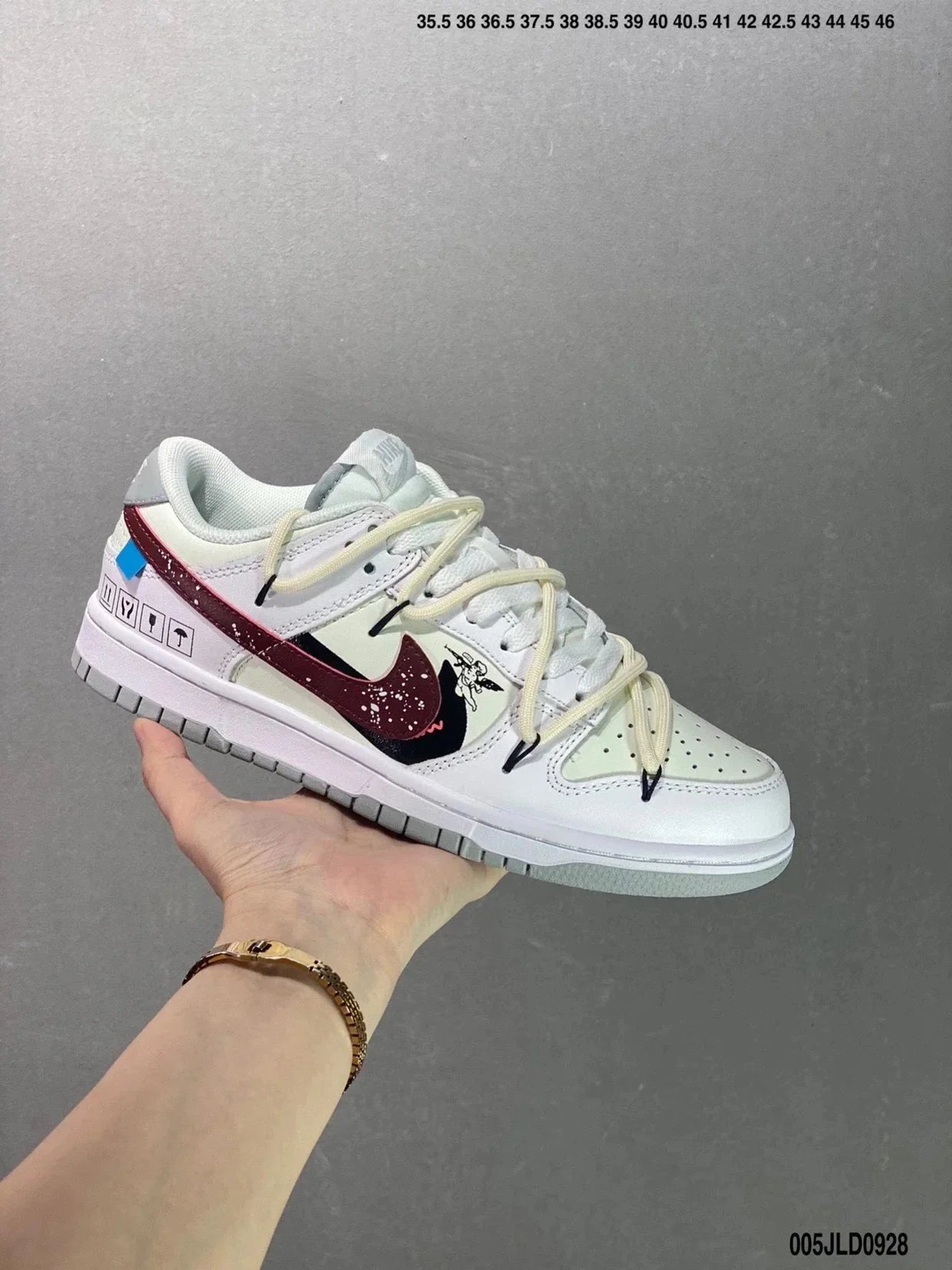 Nike Sneakers Dunk Low lace-up image 15