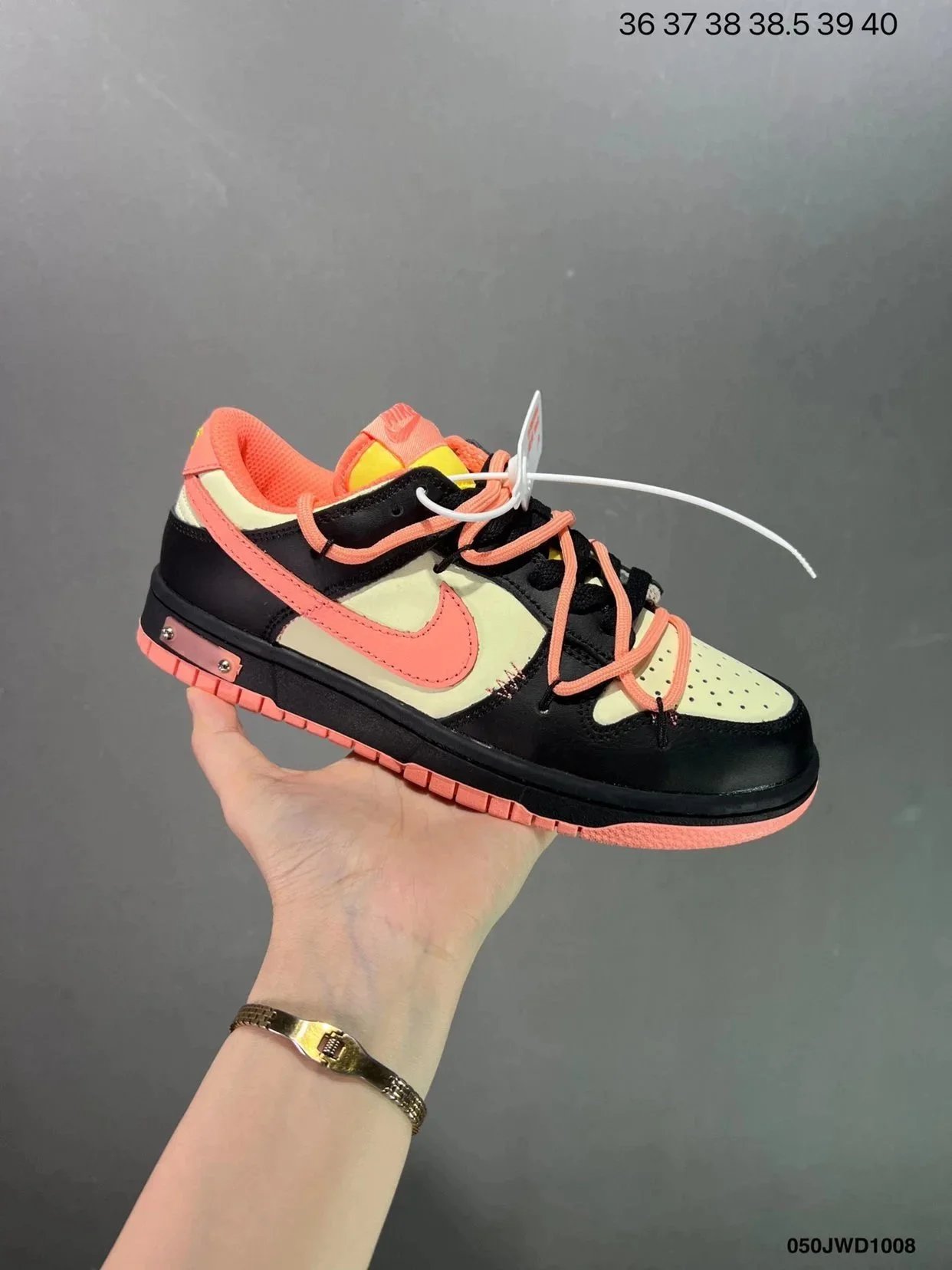 Nike Sneakers Dunk Low lace-up image 14