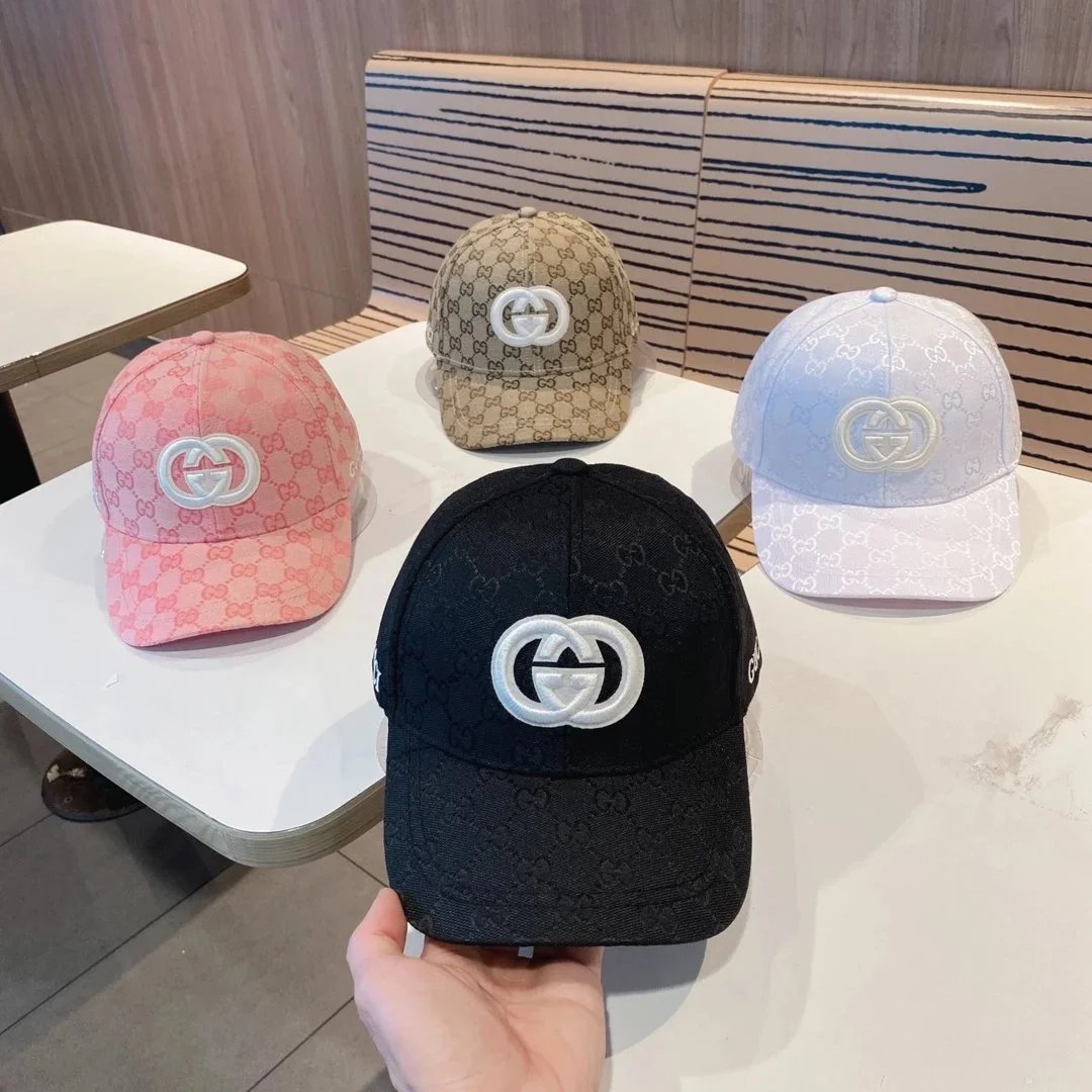 Gucci Hats Bucket Hat with Chin Strap — 21