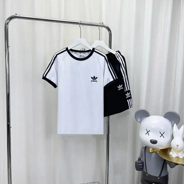 Adidas Matching Sets Short-Sleeve T-Shirt and Shorts Set product detail image 3