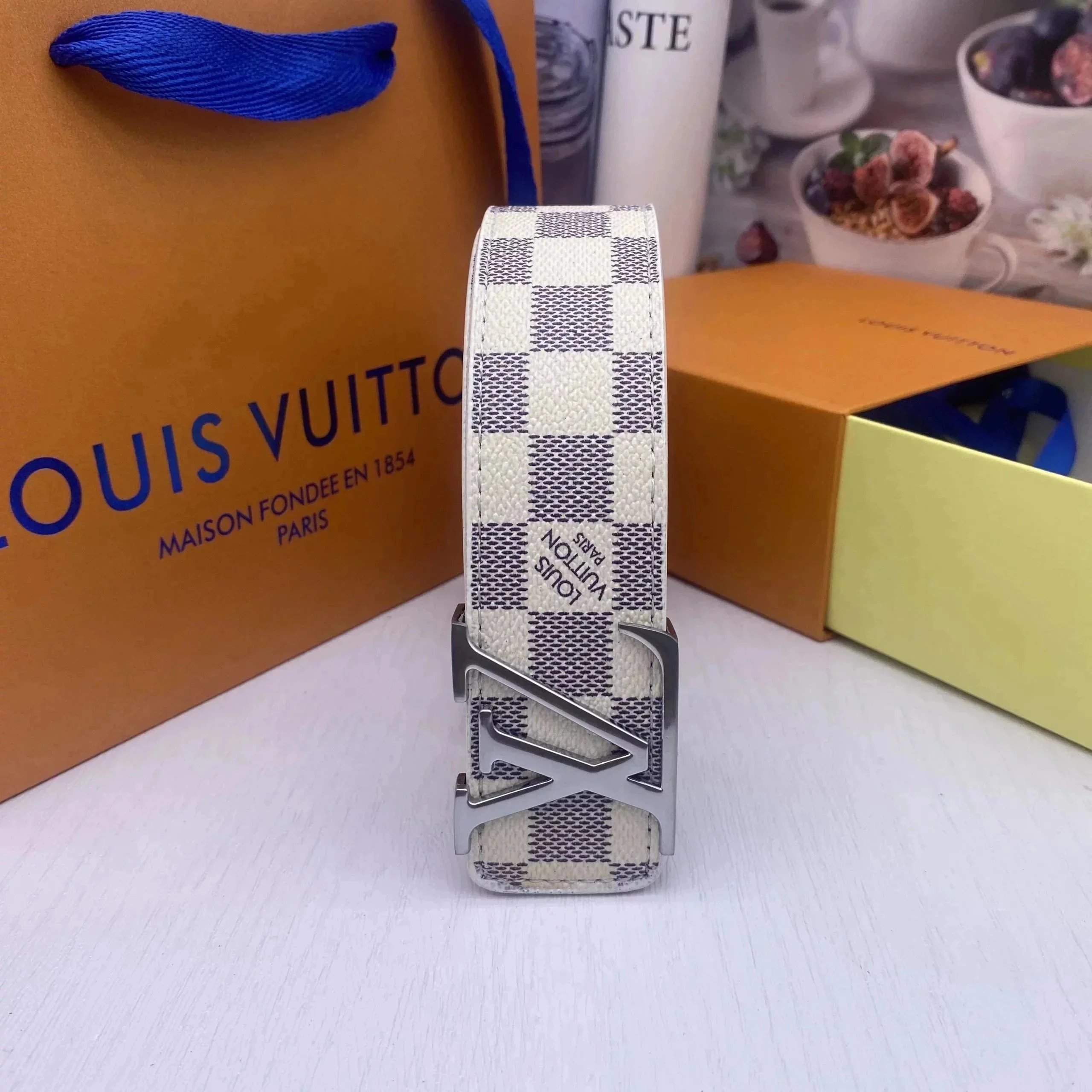 Louis Vuitton Belts Monogram Canvas Initials Buckle Belt — 13*high quality