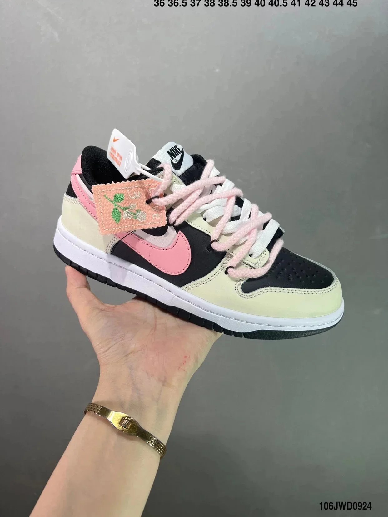 Nike Sneakers Dunk Low lace-up image 5